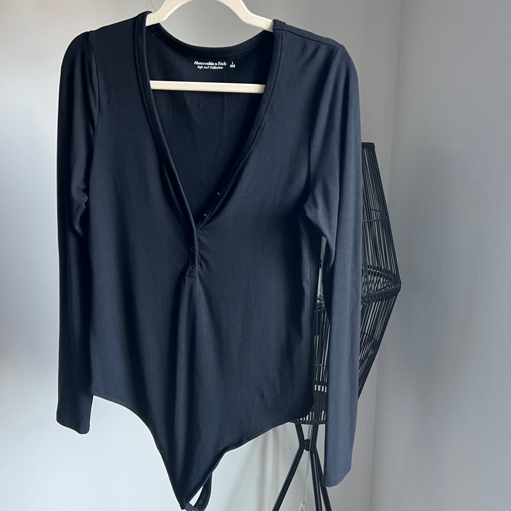 Abercrombie & Fitch black button up bodysuit